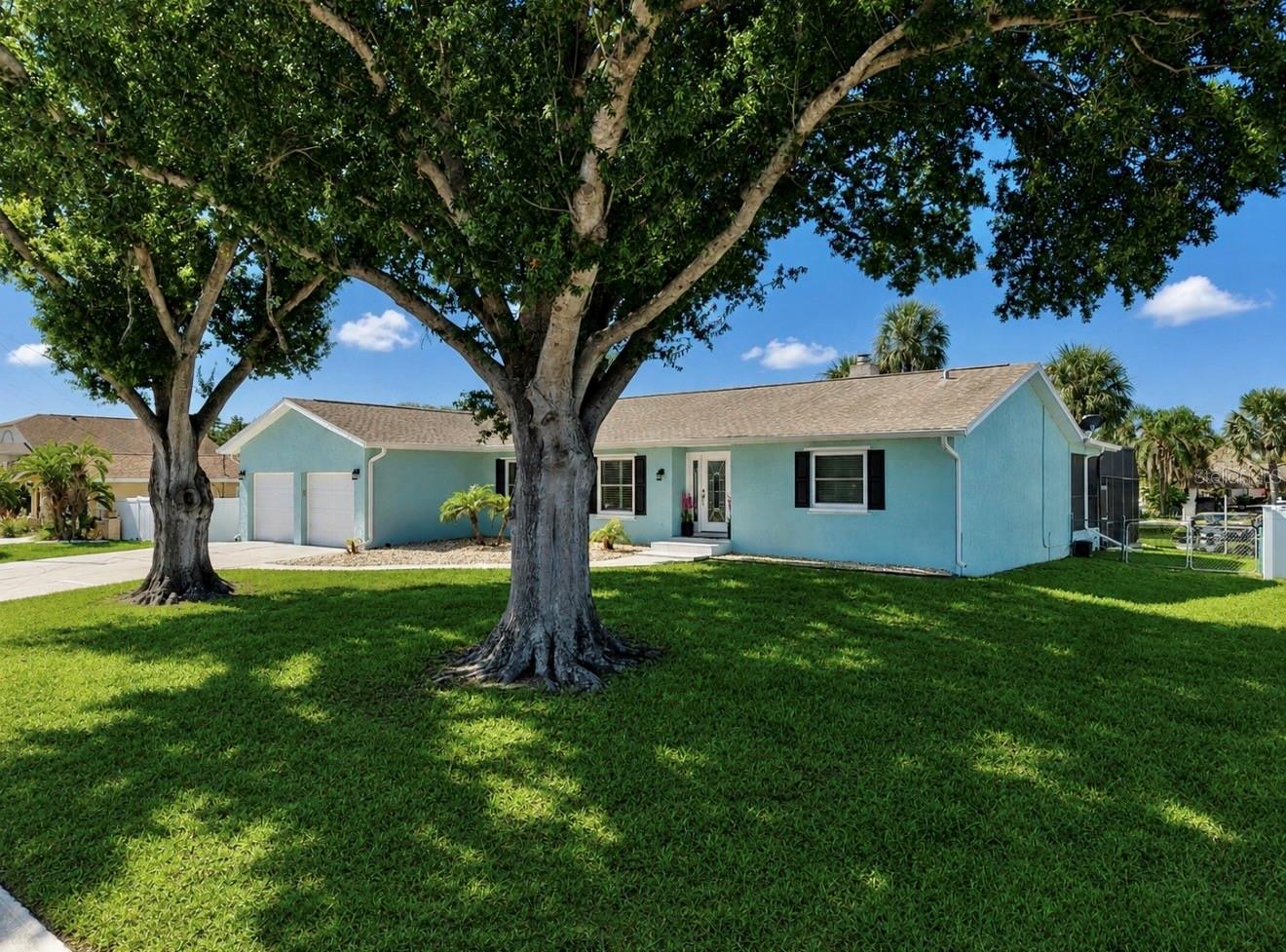 708 SPANISH MAIN DR