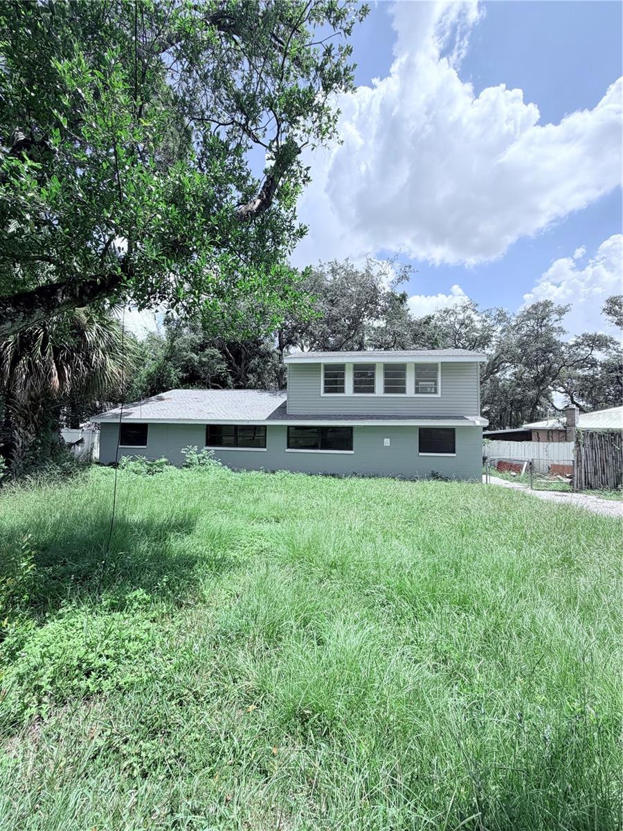 10801 N EDISON AVE