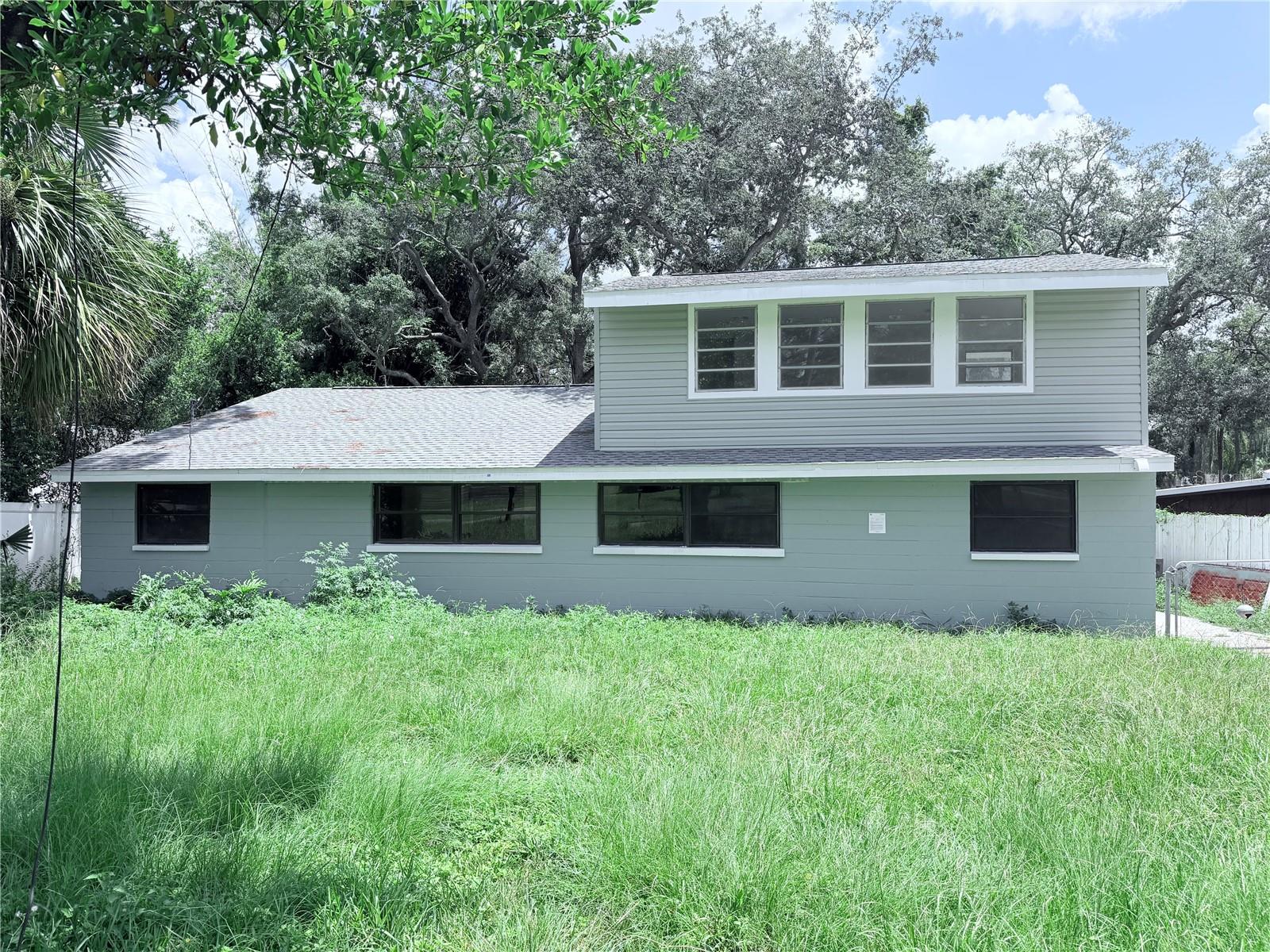 10801 N EDISON AVE