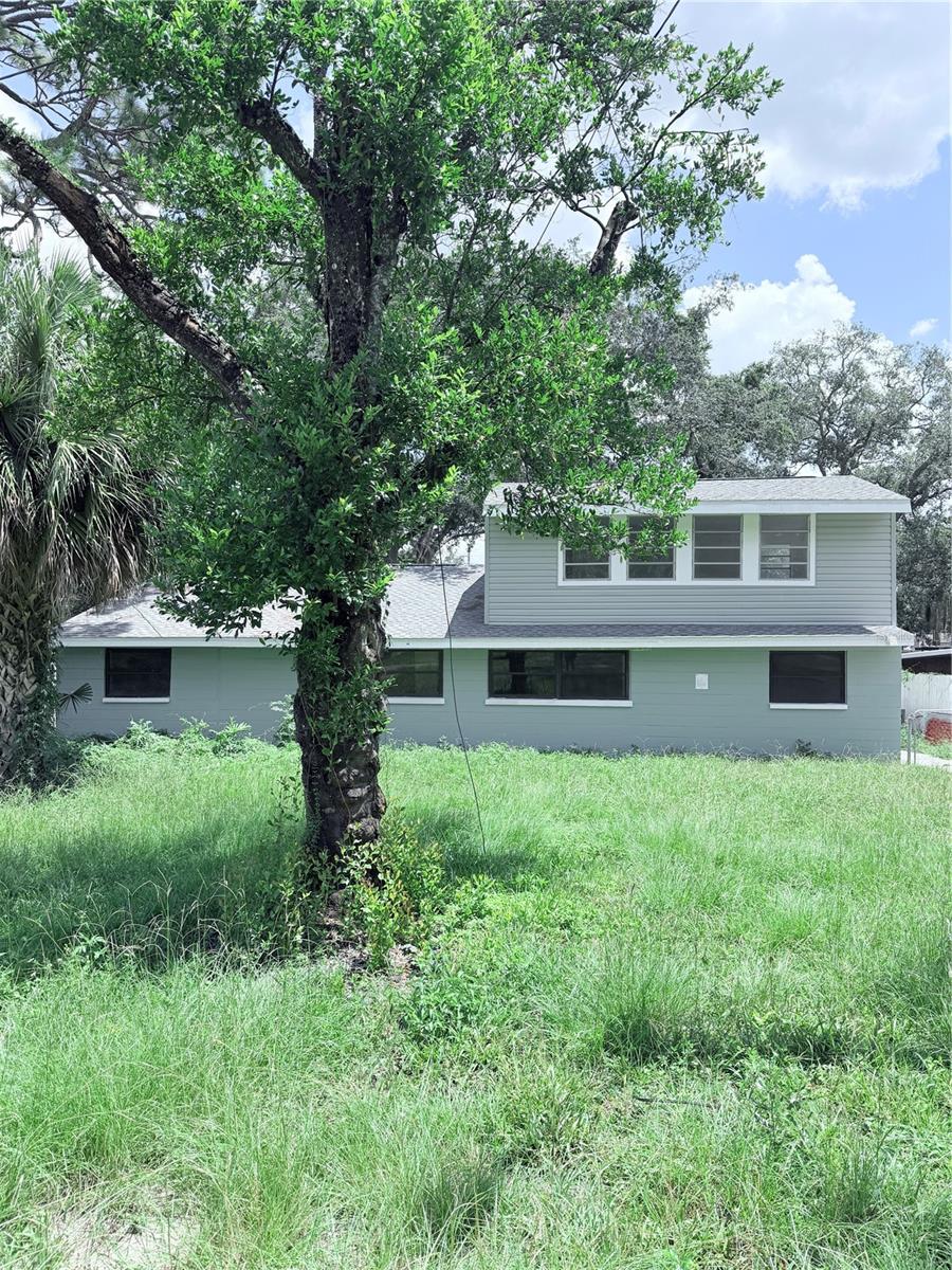 10801 N EDISON AVE