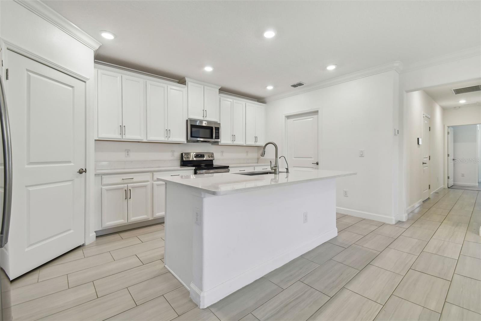 16710 SHELL BAY DR