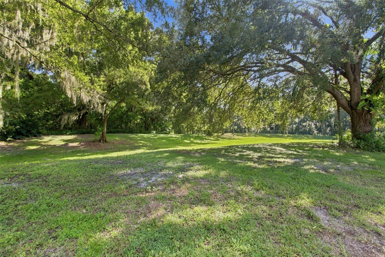 7233 WOODBROOK DR