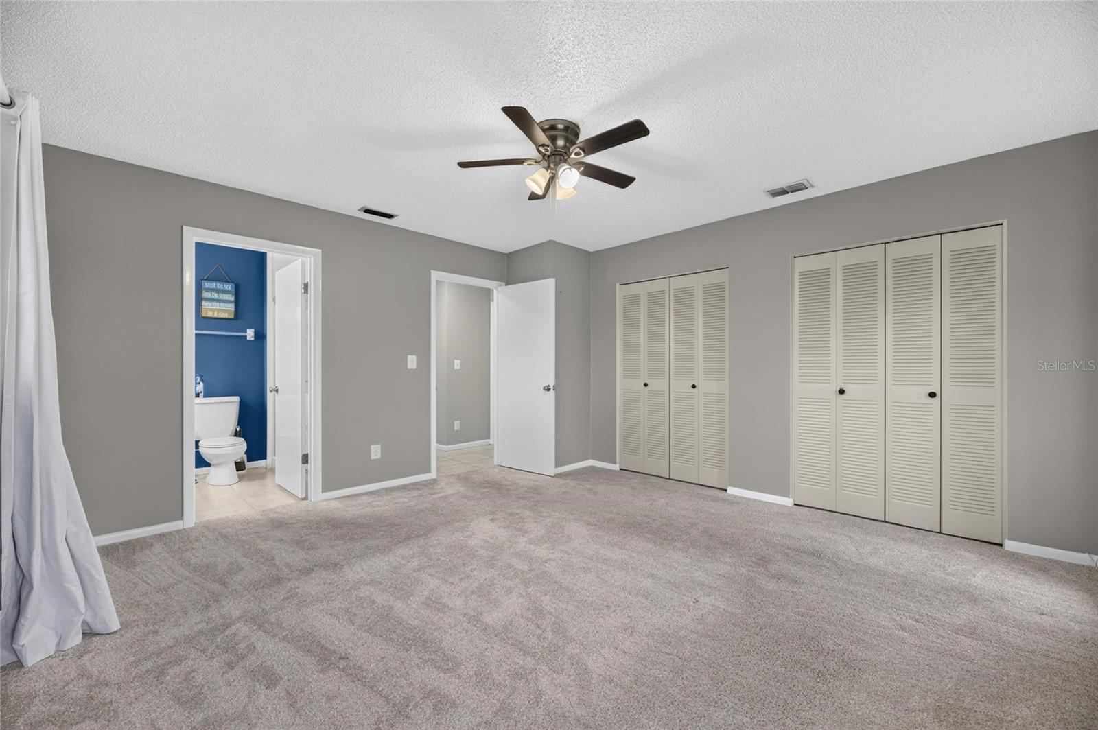 1743 COCO PALM CIR