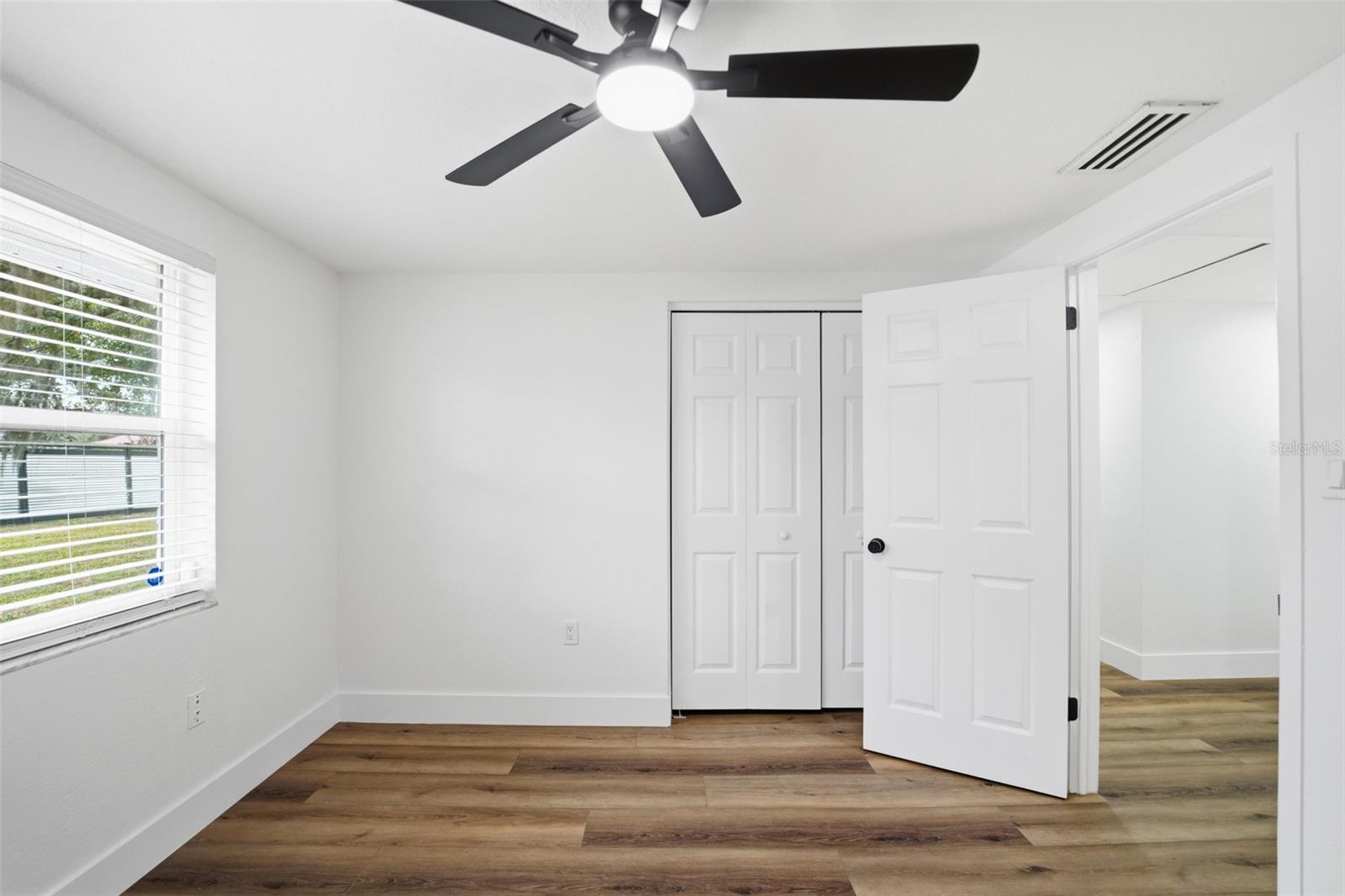 2338 MEADOWBROOK DR
