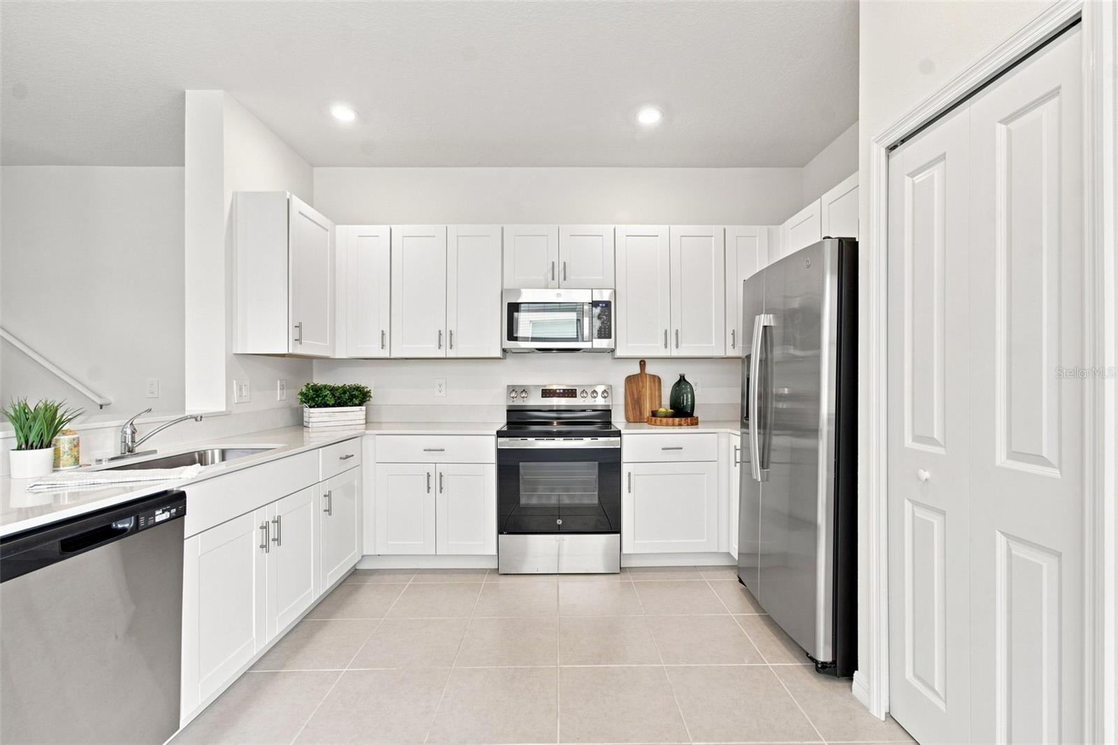 36159 RISA MICHELE ST