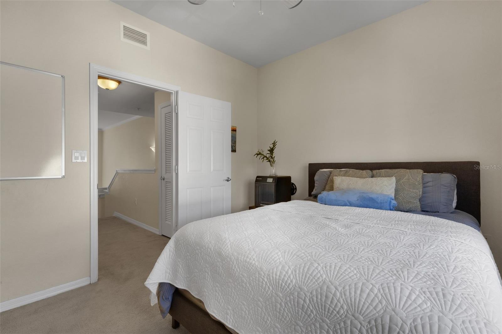 9872 MEADOW FIELD CIR #503