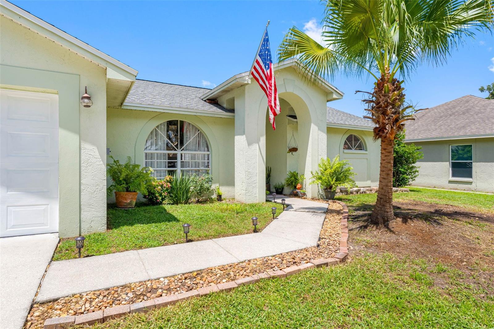 1742 STAYSAIL DR