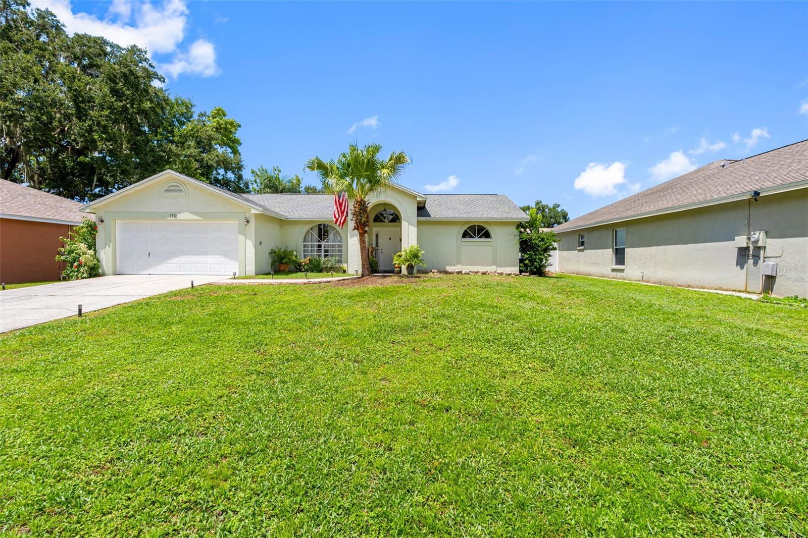 1742 STAYSAIL DR