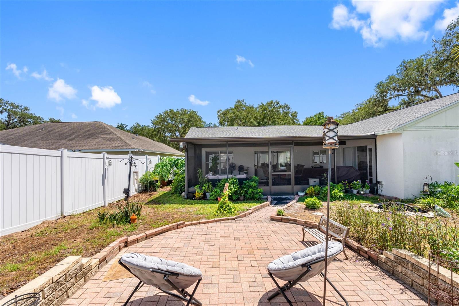 1742 STAYSAIL DR