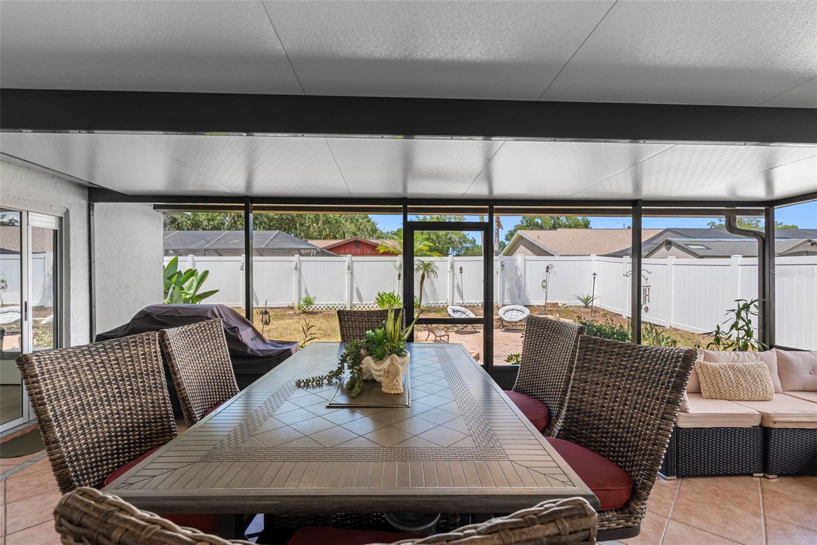 1742 STAYSAIL DR