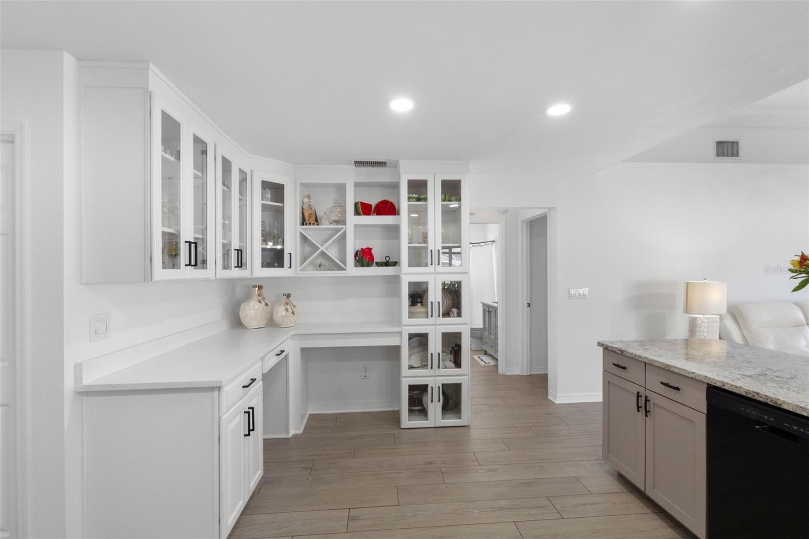 1742 STAYSAIL DR