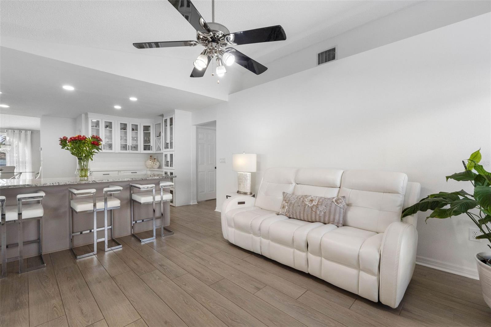 1742 STAYSAIL DR