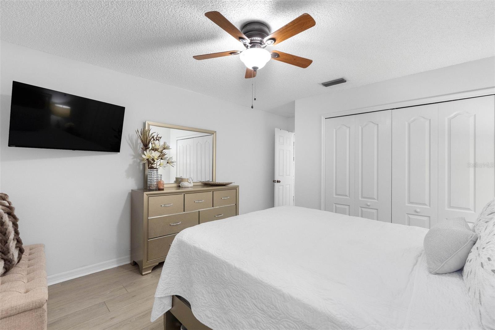 1742 STAYSAIL DR
