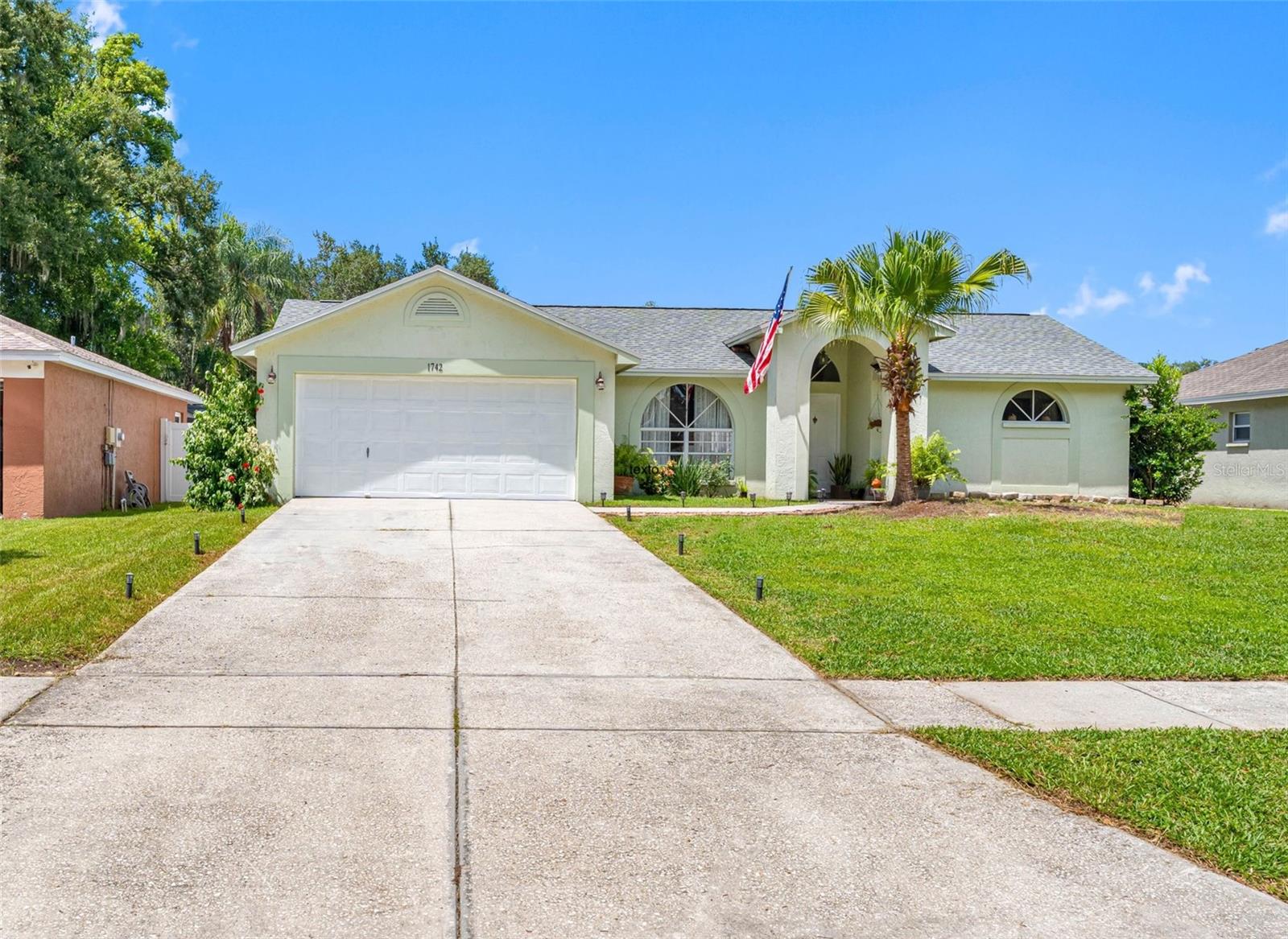 1742 STAYSAIL DR