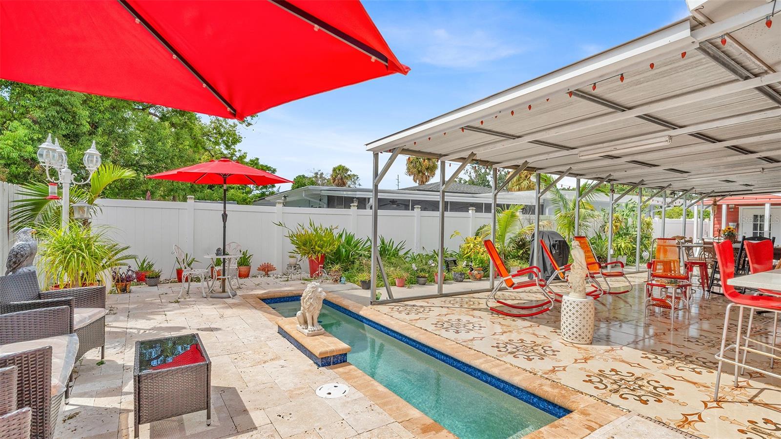 8301 LOPEZ DR