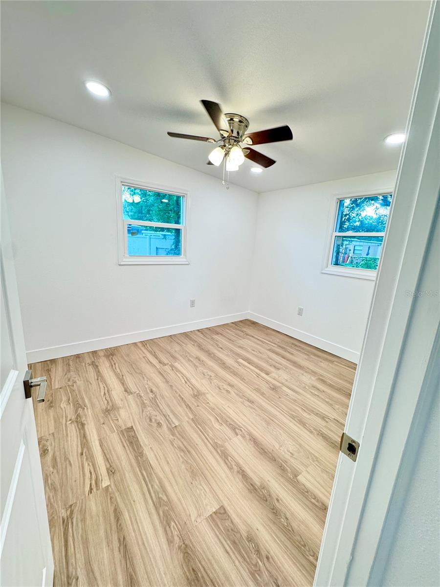 7913 TIDEWATER TRL