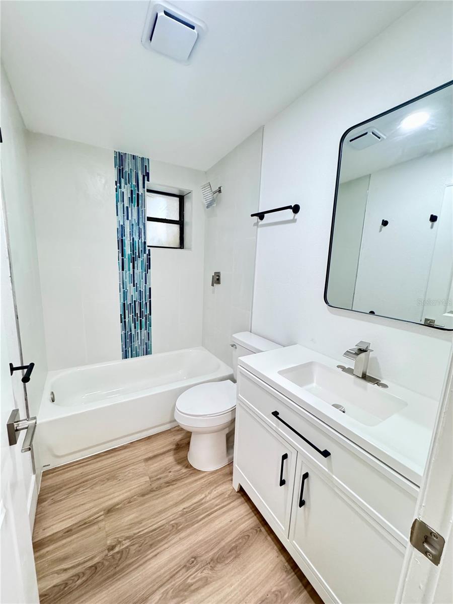 7913 TIDEWATER TRL