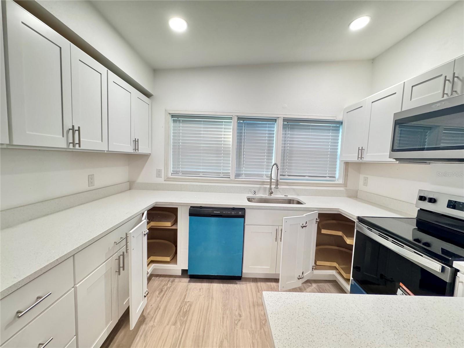 7913 TIDEWATER TRL