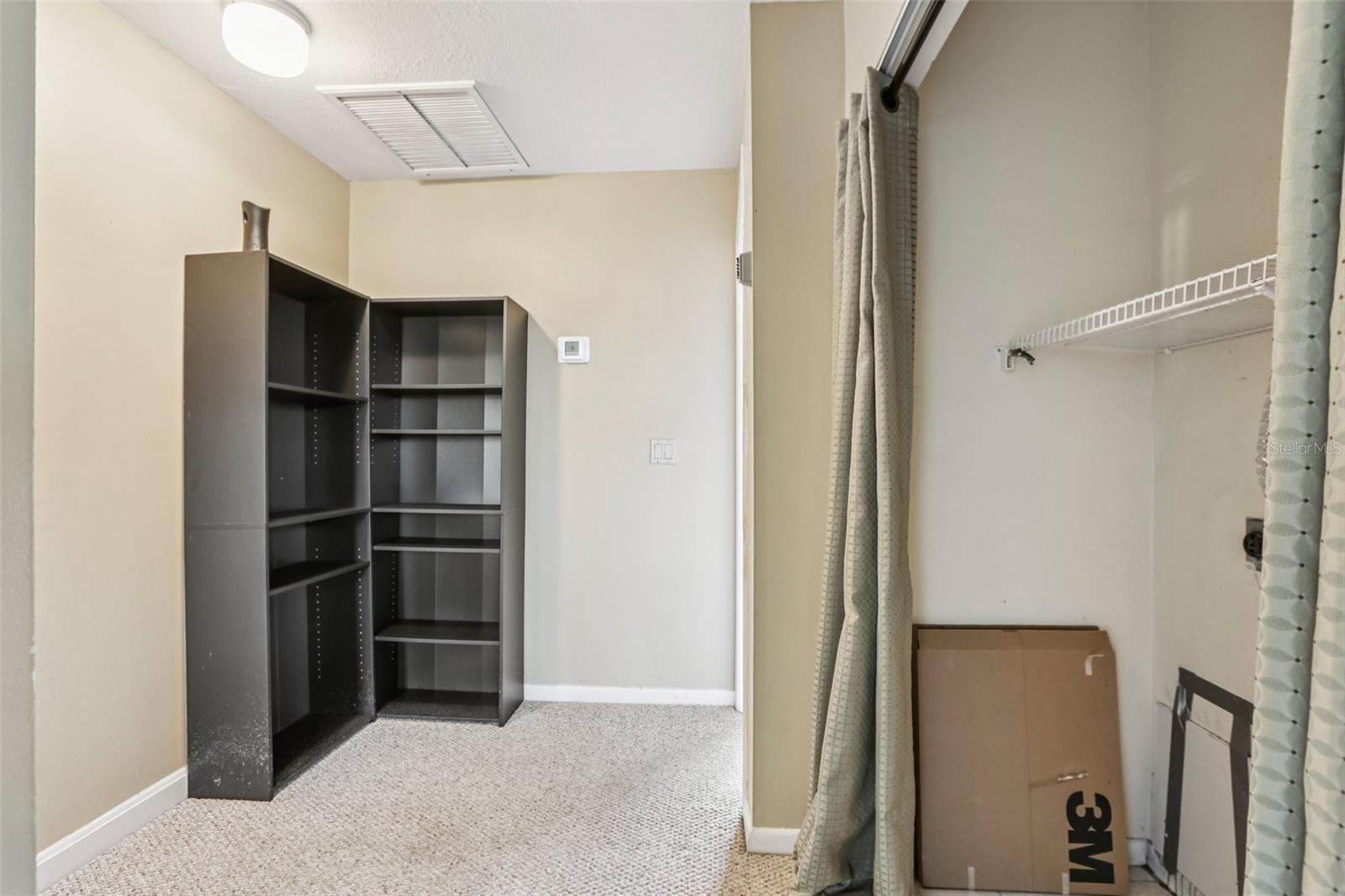 6325 NEWTOWN CIR #25B2