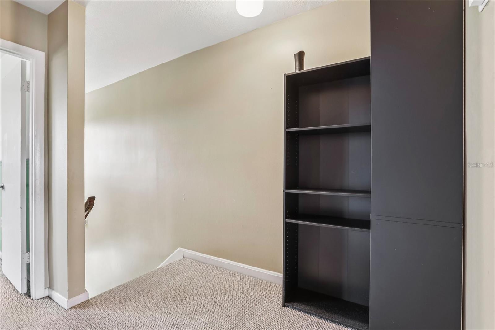 6325 NEWTOWN CIR #25B2
