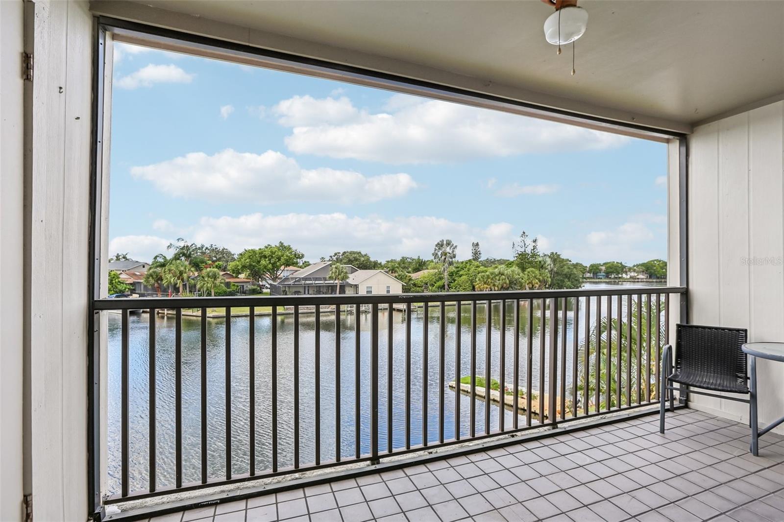 6325 NEWTOWN CIR #25B2