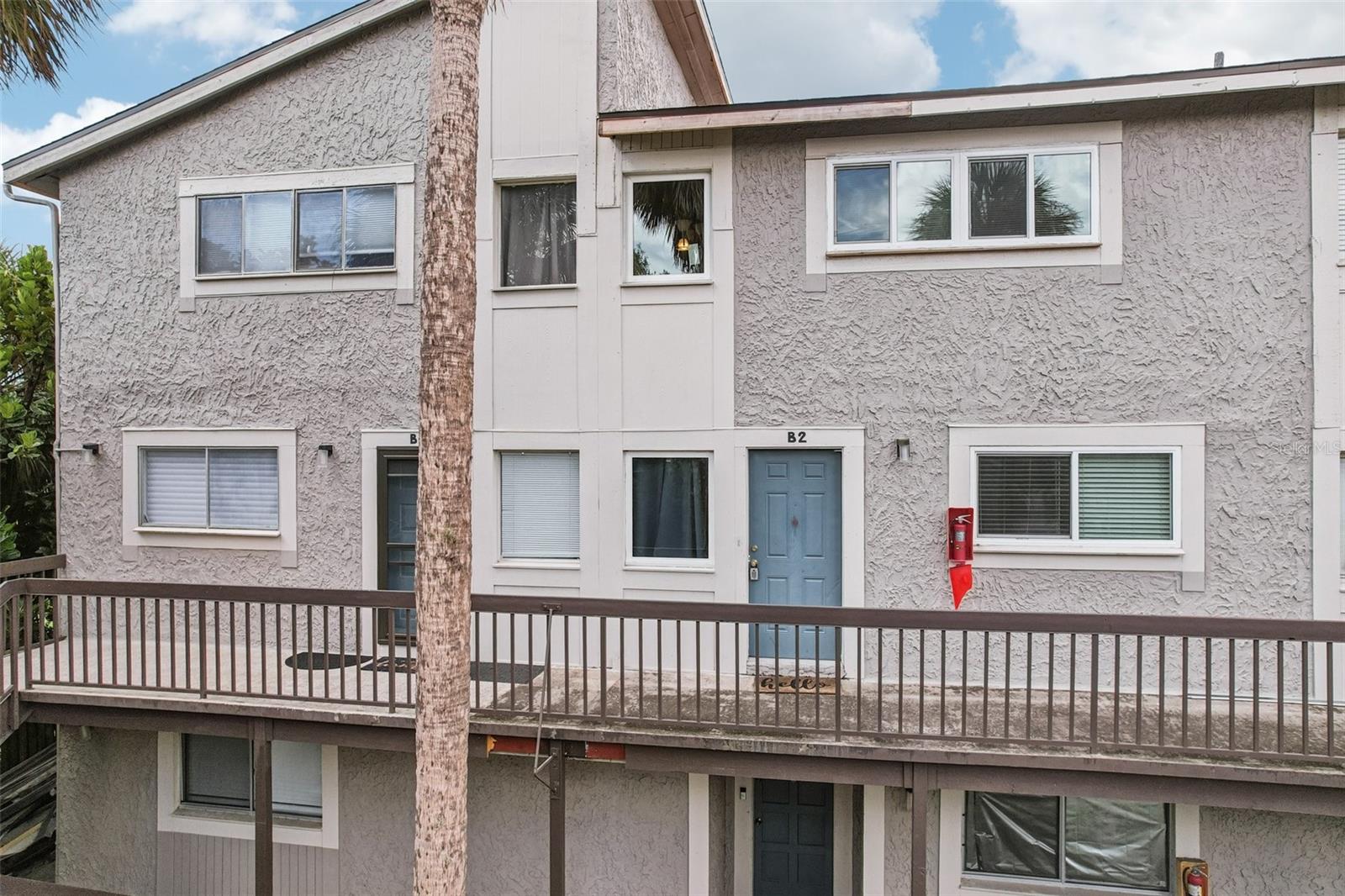 6325 NEWTOWN CIR #25B2