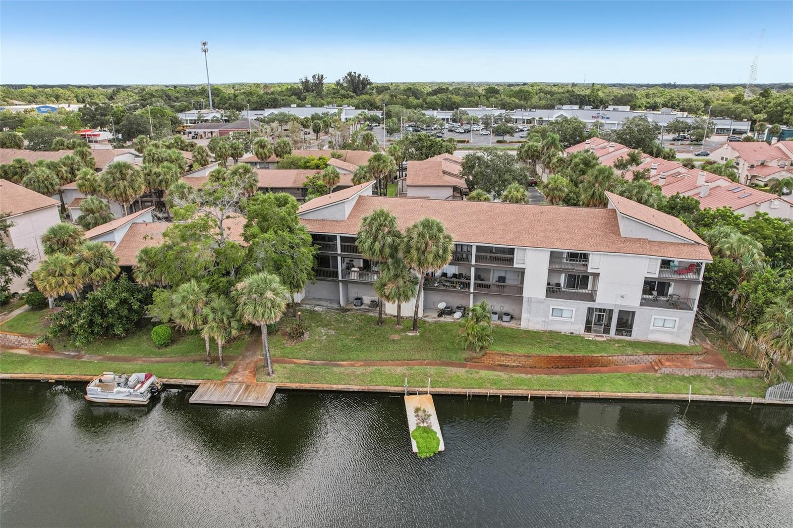 6325 NEWTOWN CIR #25B2
