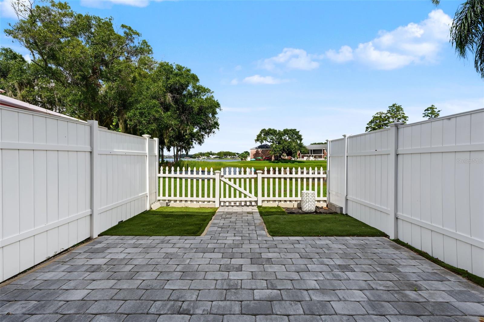 13747 JUNIPER BLOSSOM DR