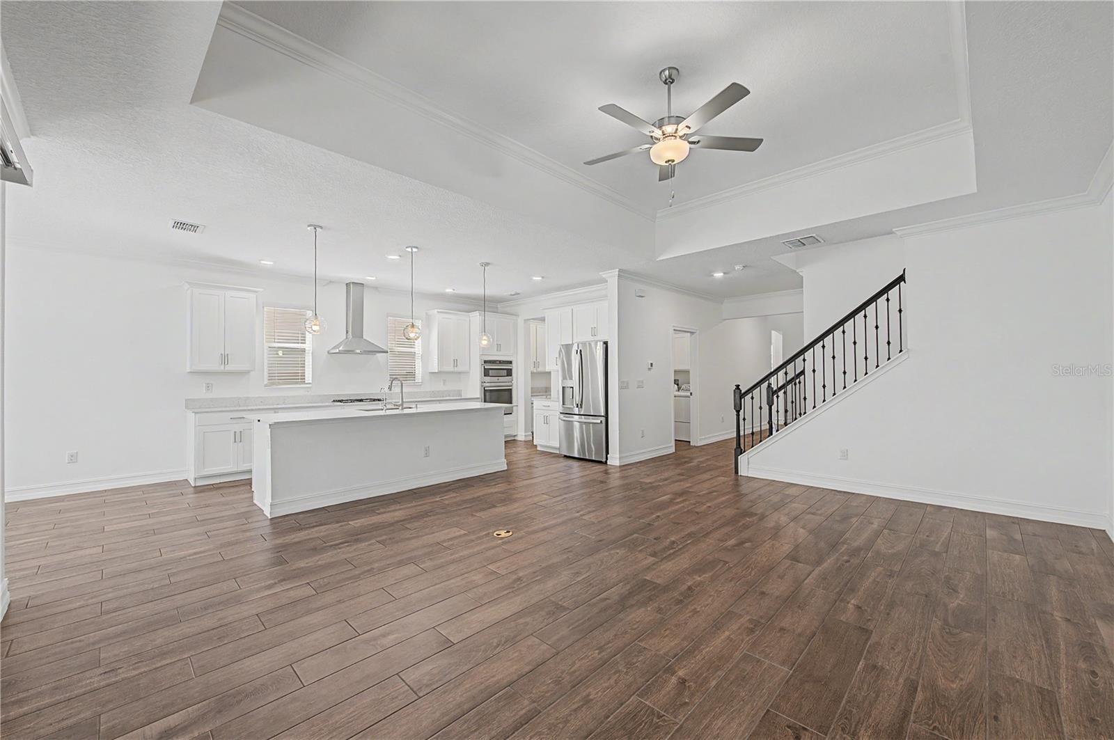 9826 CARABINER WAY