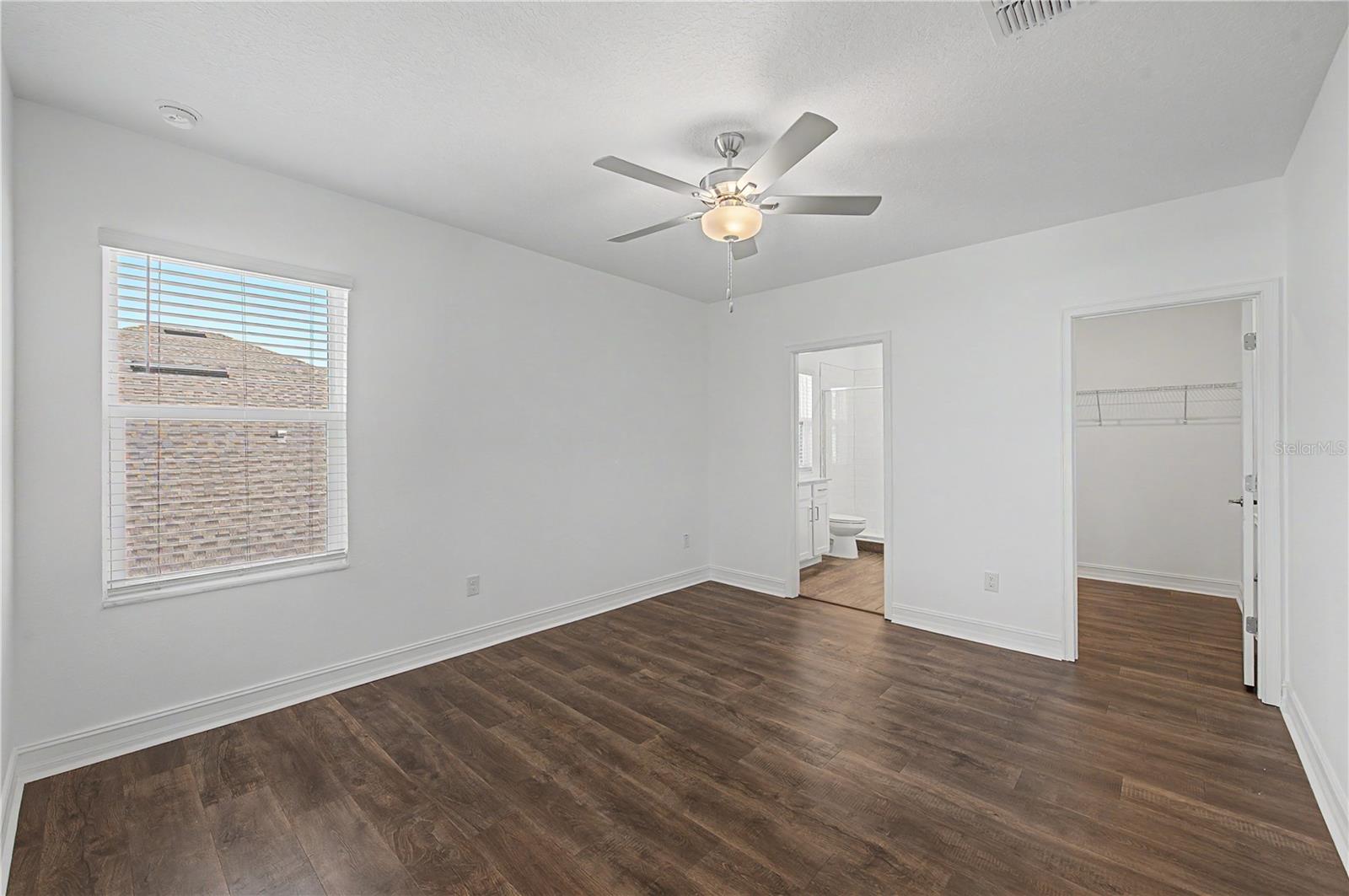 9826 CARABINER WAY