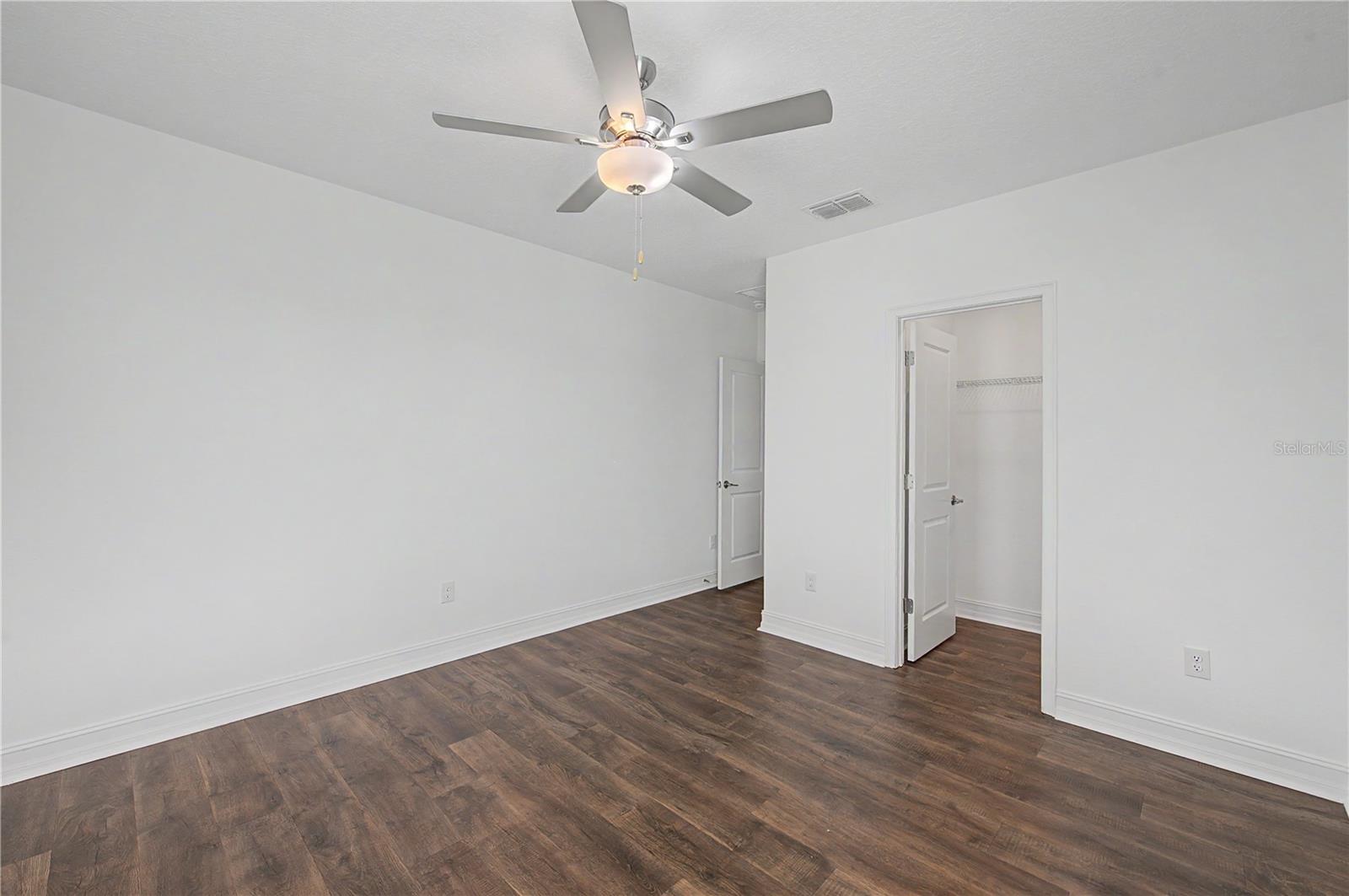 9826 CARABINER WAY