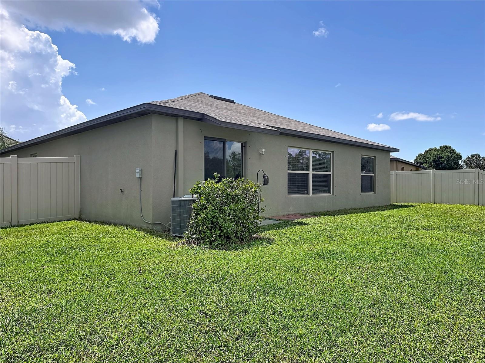 4465 ETERNAL PRINCE DR
