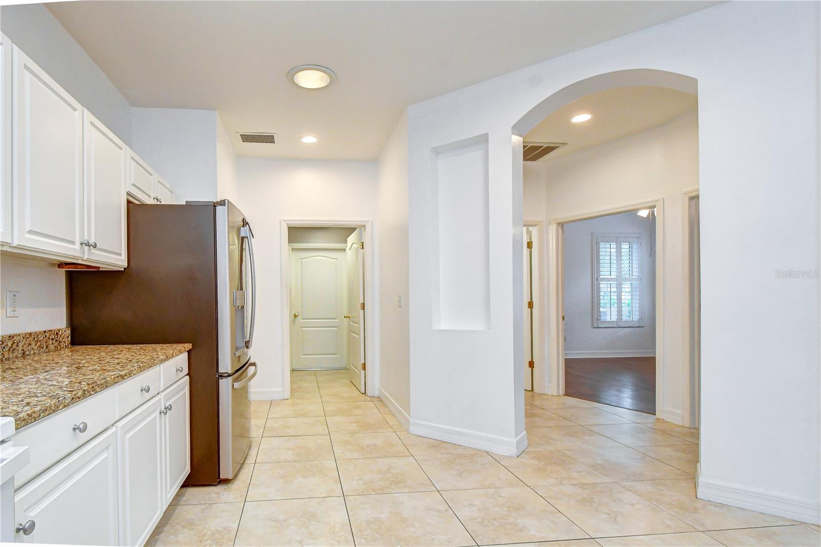 6026 SANDHILL RIDGE DR
