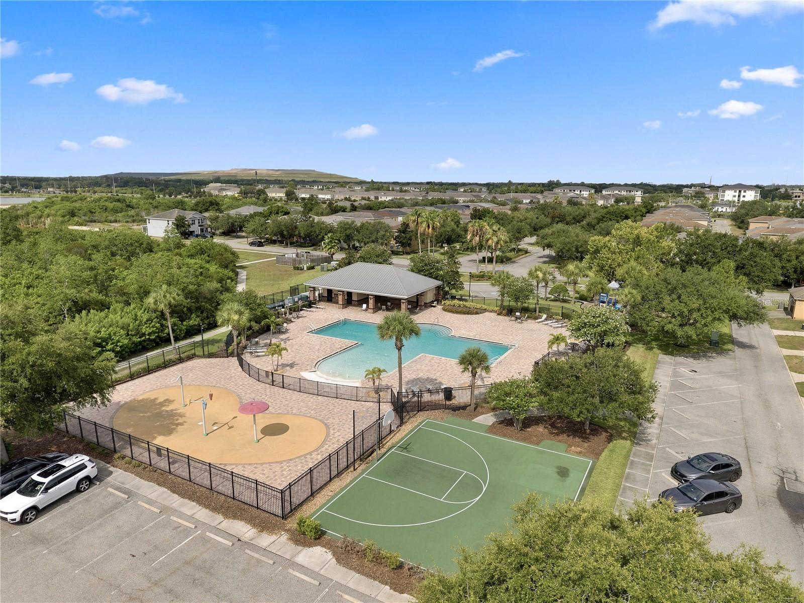 4824 CHATTERTON WAY