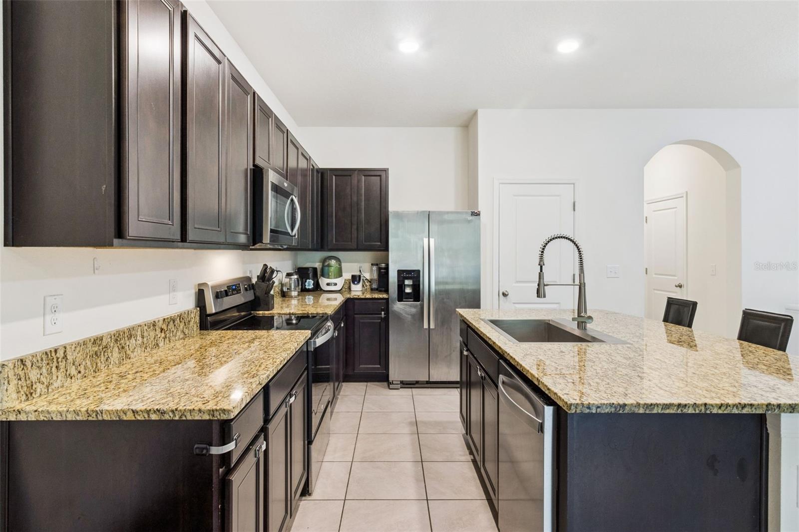 3349 PLEASANT WILLOW CT