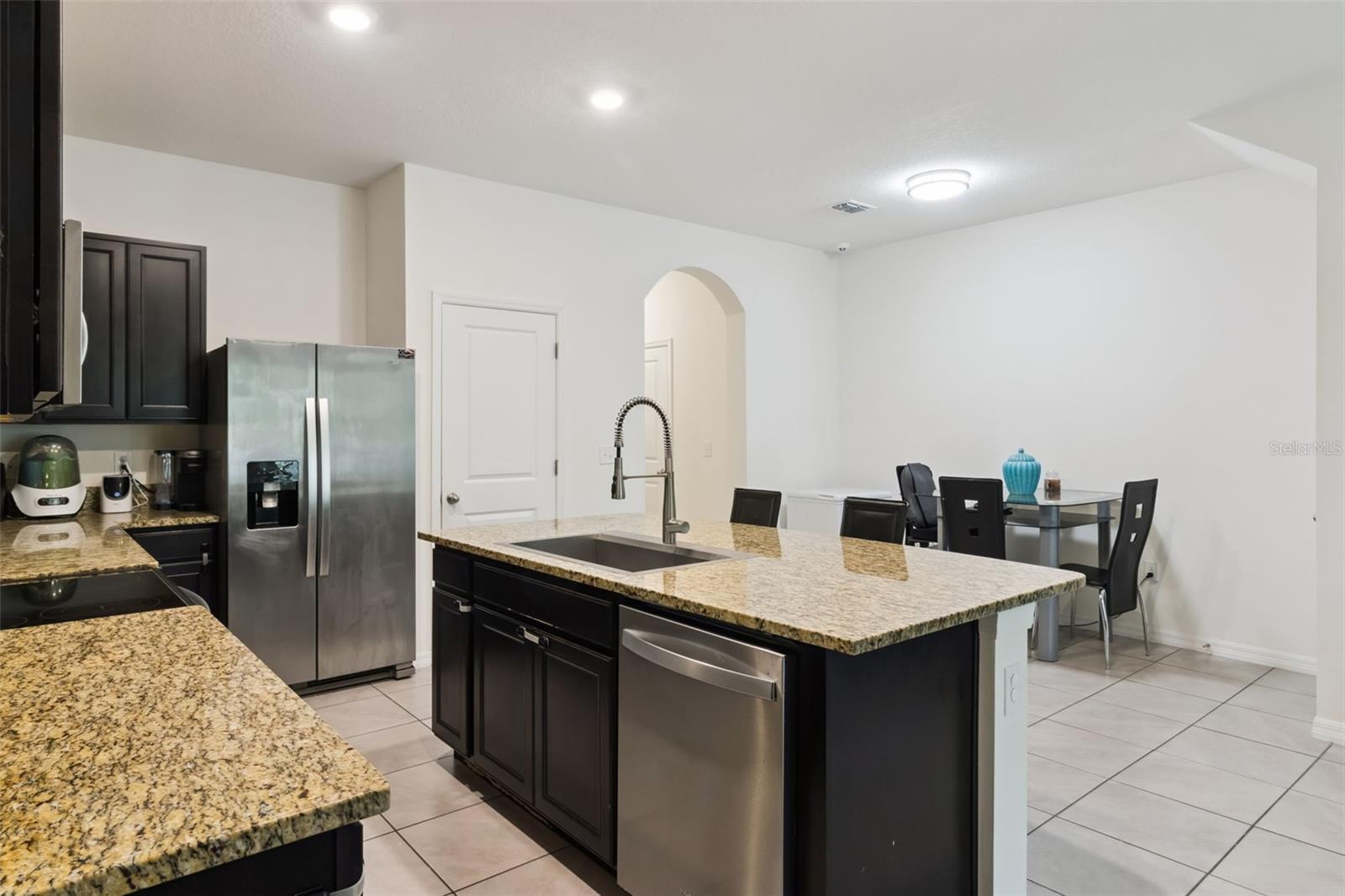 3349 PLEASANT WILLOW CT
