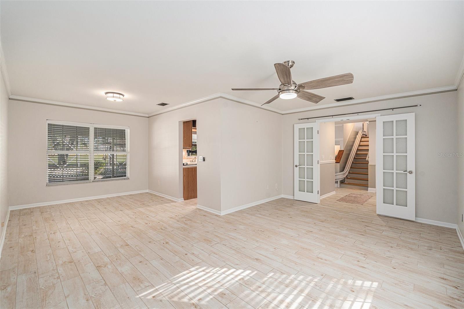 4611 LANDSCAPE DR