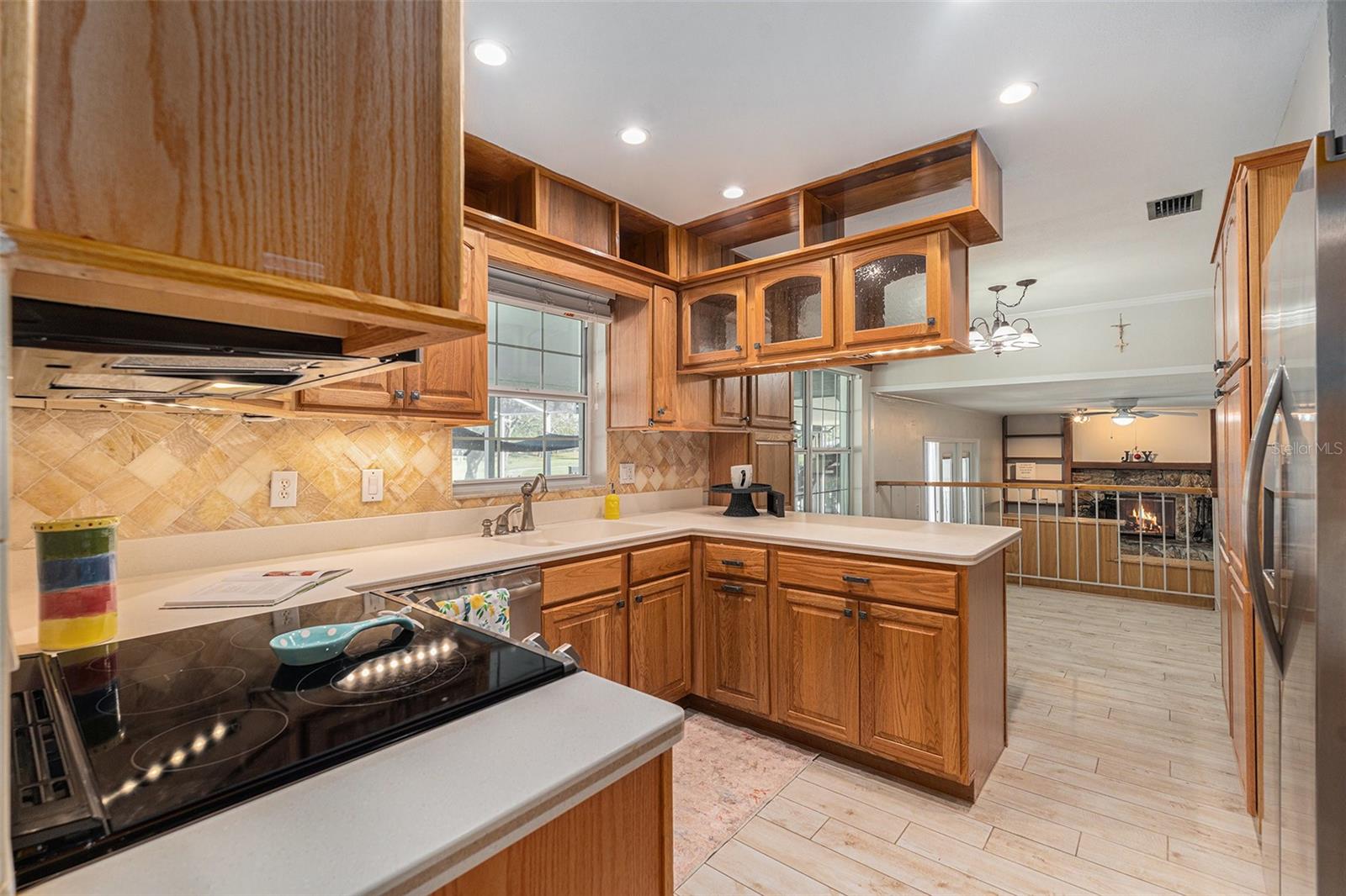 4611 LANDSCAPE DR