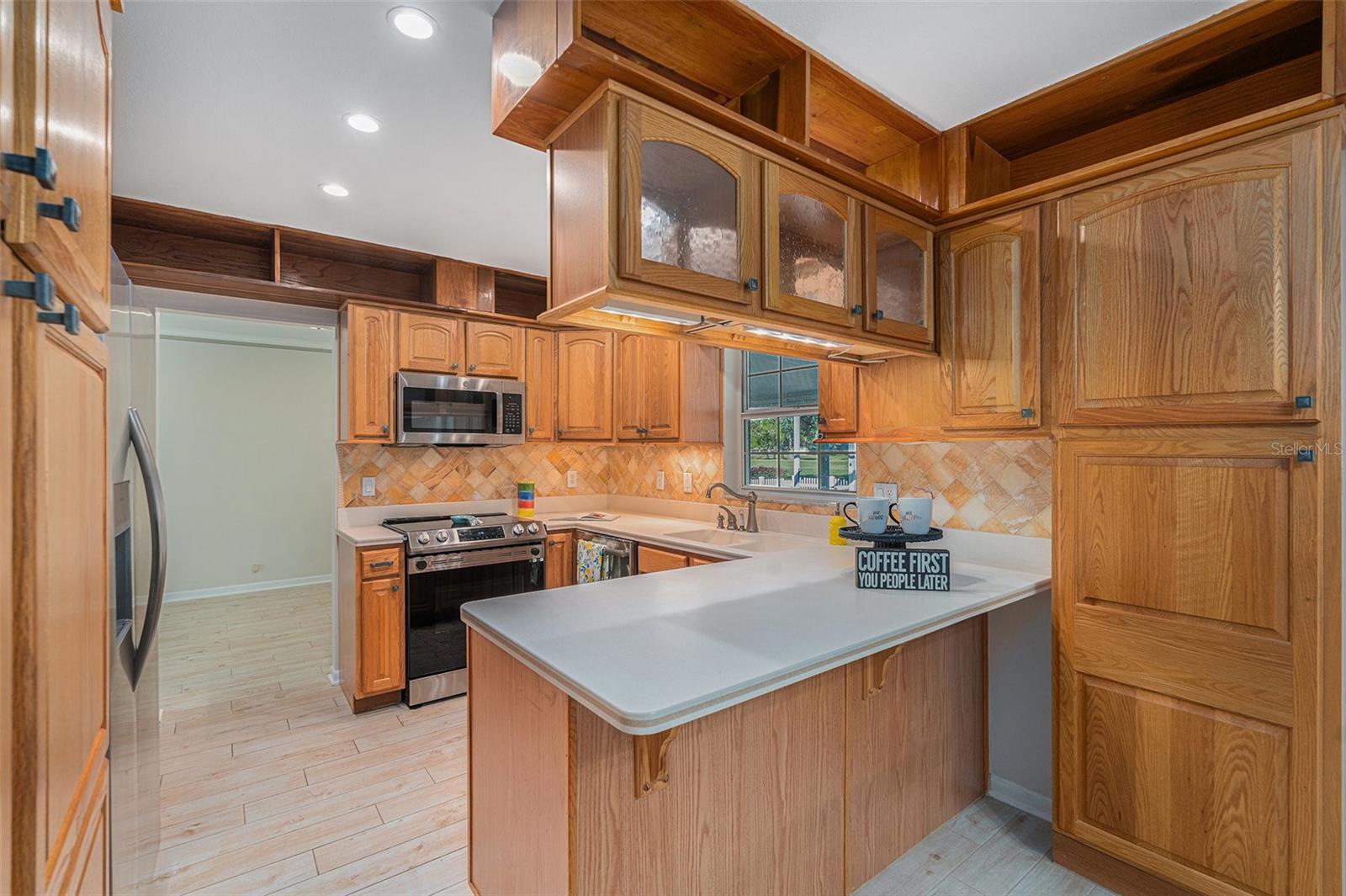 4611 LANDSCAPE DR