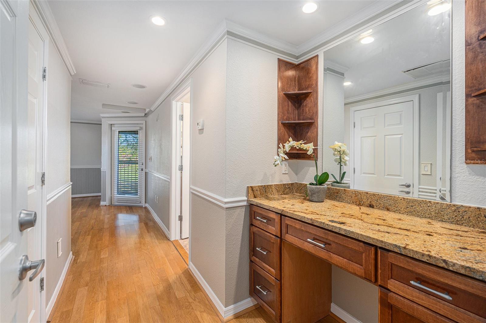 4611 LANDSCAPE DR