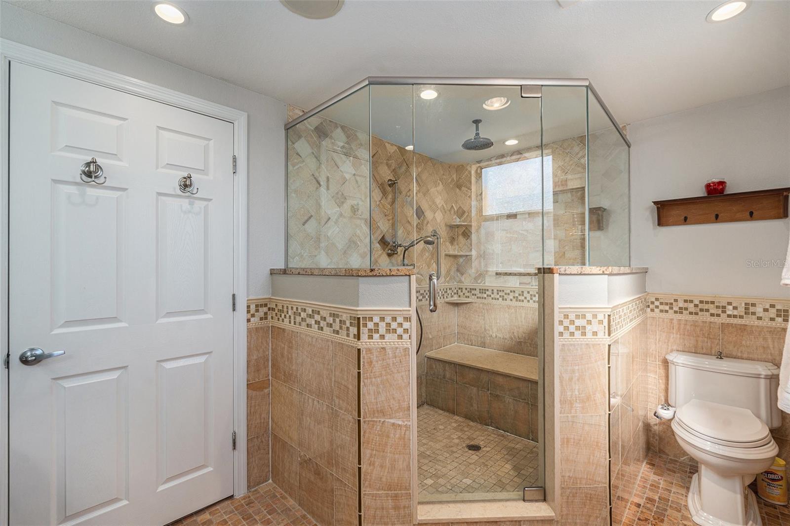 4611 LANDSCAPE DR
