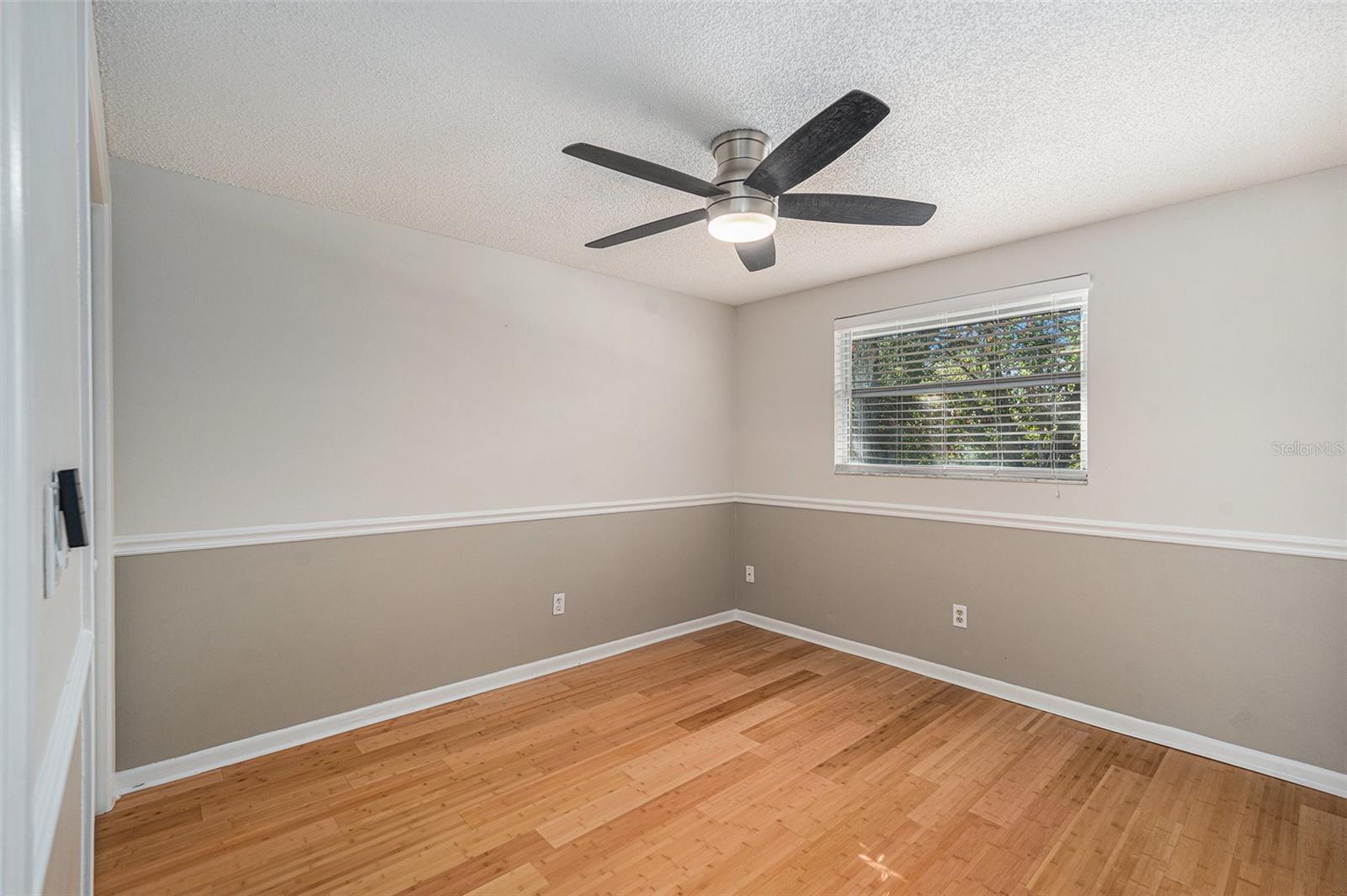 4611 LANDSCAPE DR