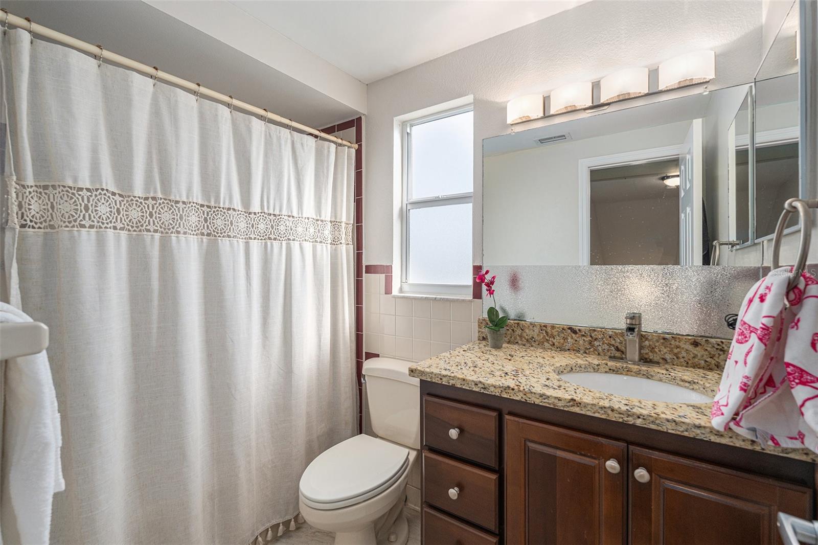 4611 LANDSCAPE DR