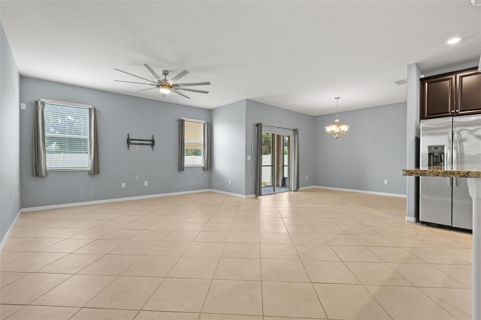13728 REINDEER CIR