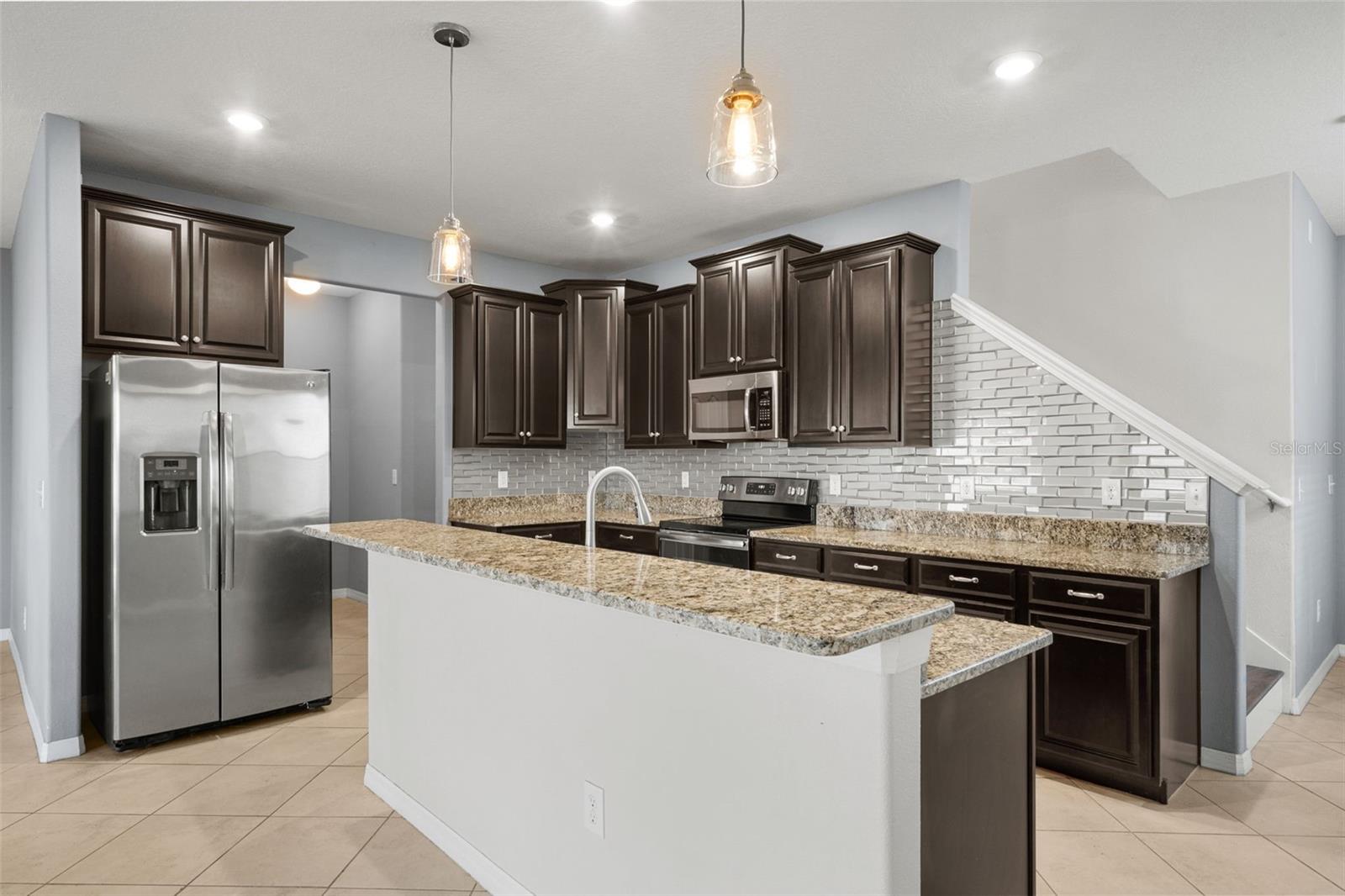 13728 REINDEER CIR