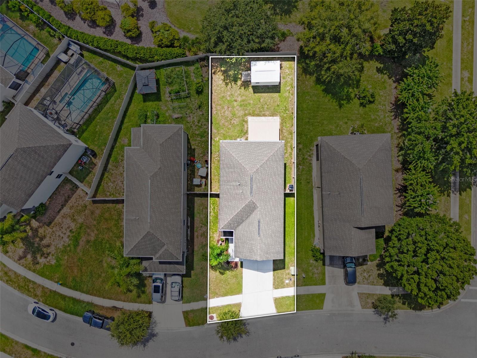 13728 REINDEER CIR