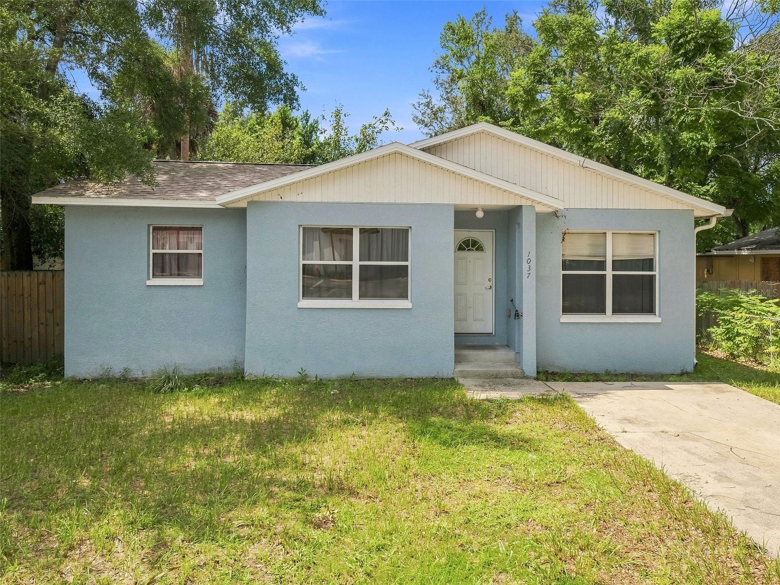 1037 E Yukon St, Tampa
