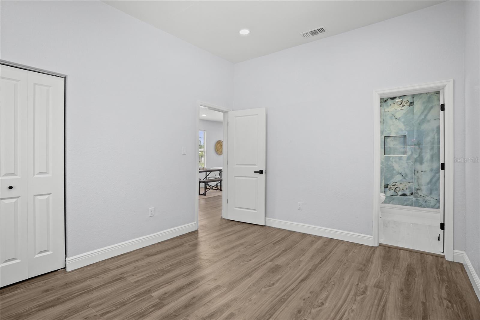 2517 W PALMETTO ST