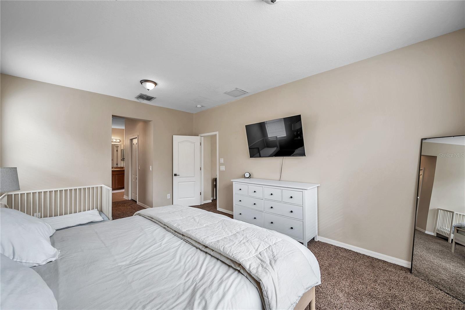 402 HALIFAX BAY CT