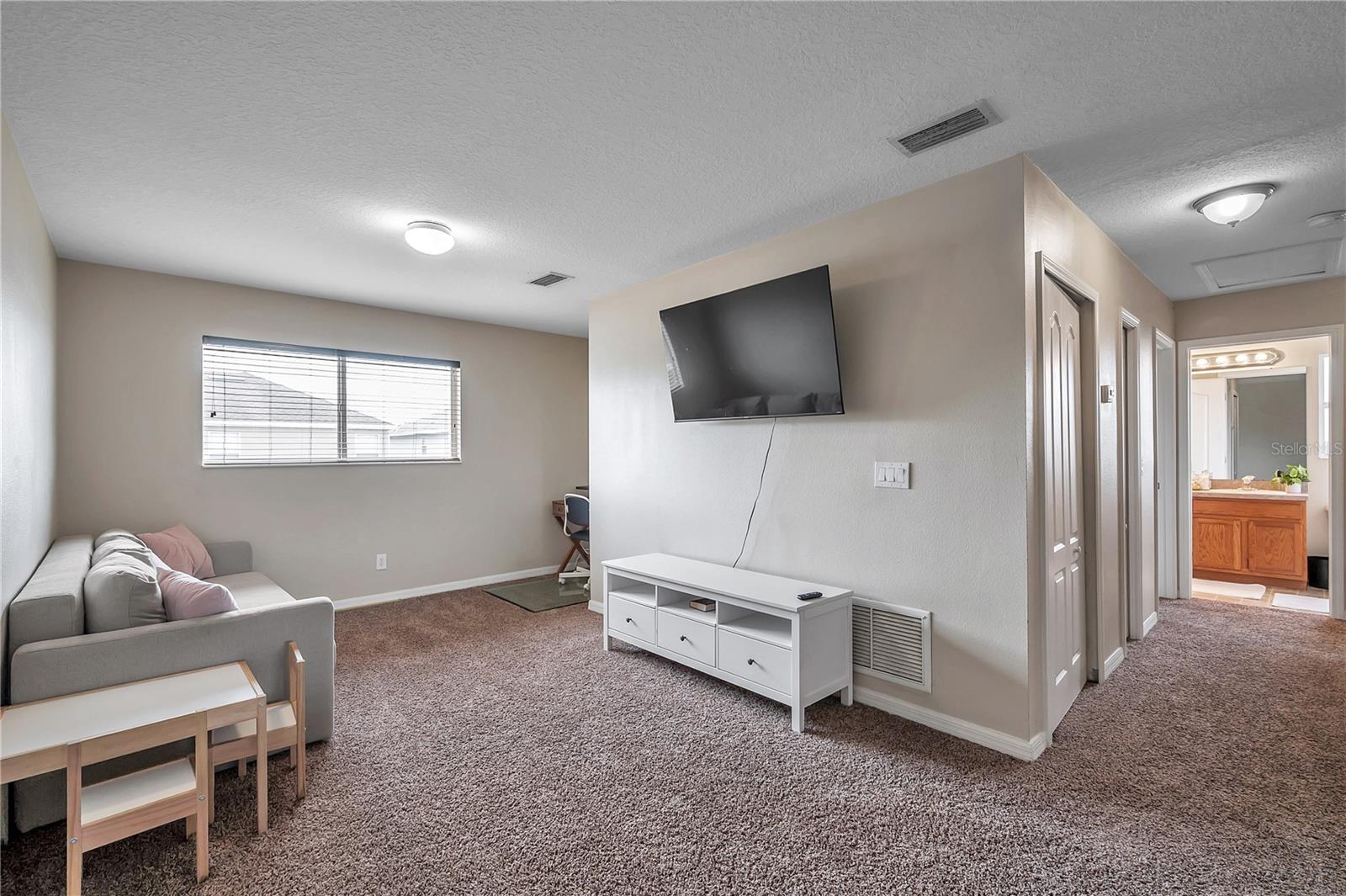 402 HALIFAX BAY CT